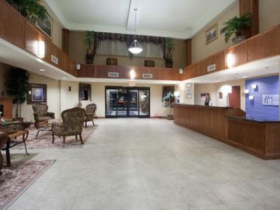 Express I-25 By Ihg Hotel