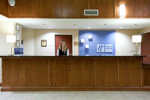 Express I-25 By Ihg Hotel