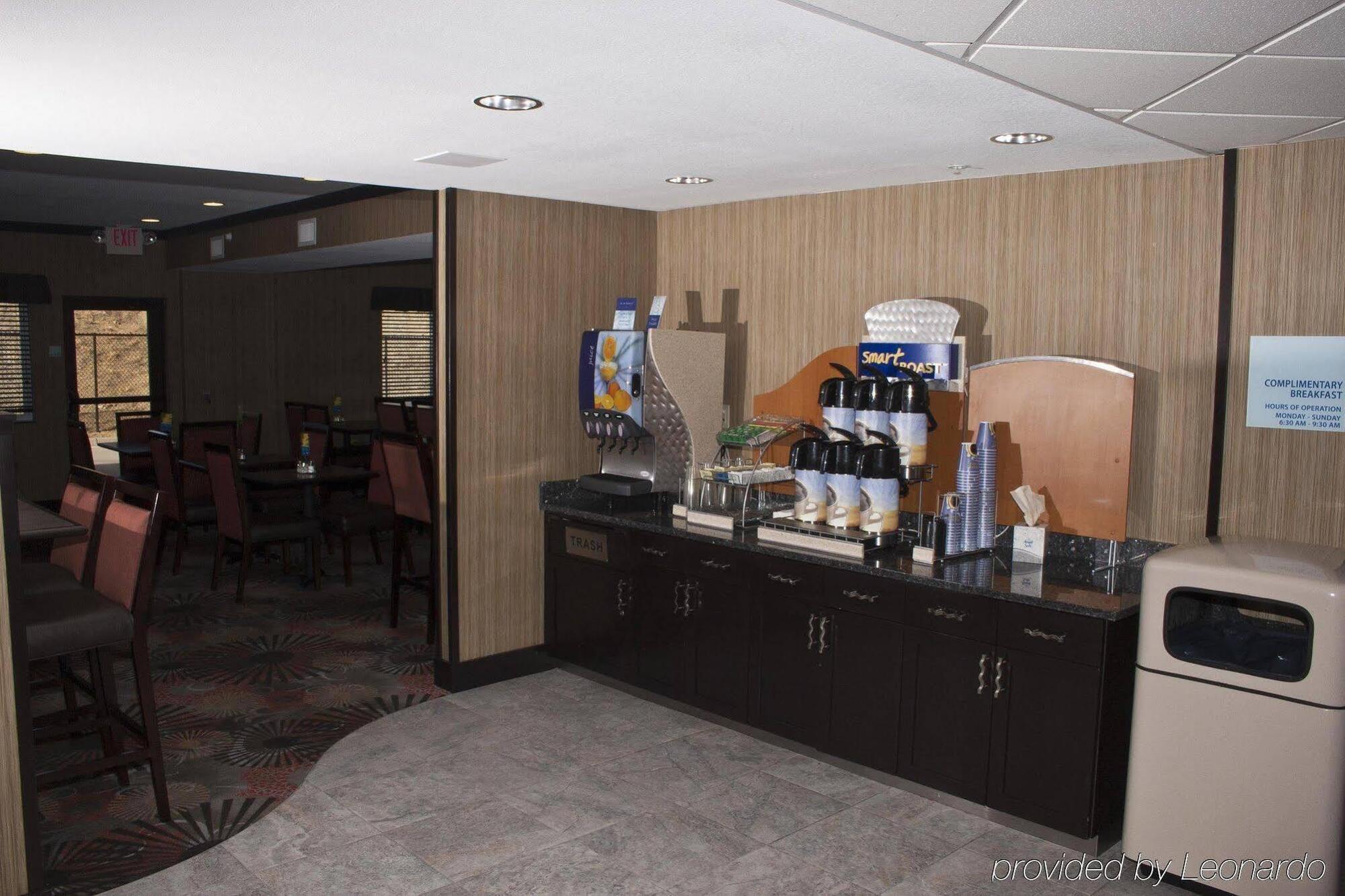Express I-25 By Ihg Hotel